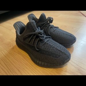 YEEZY REFLECTIVE women SIZE 7.5